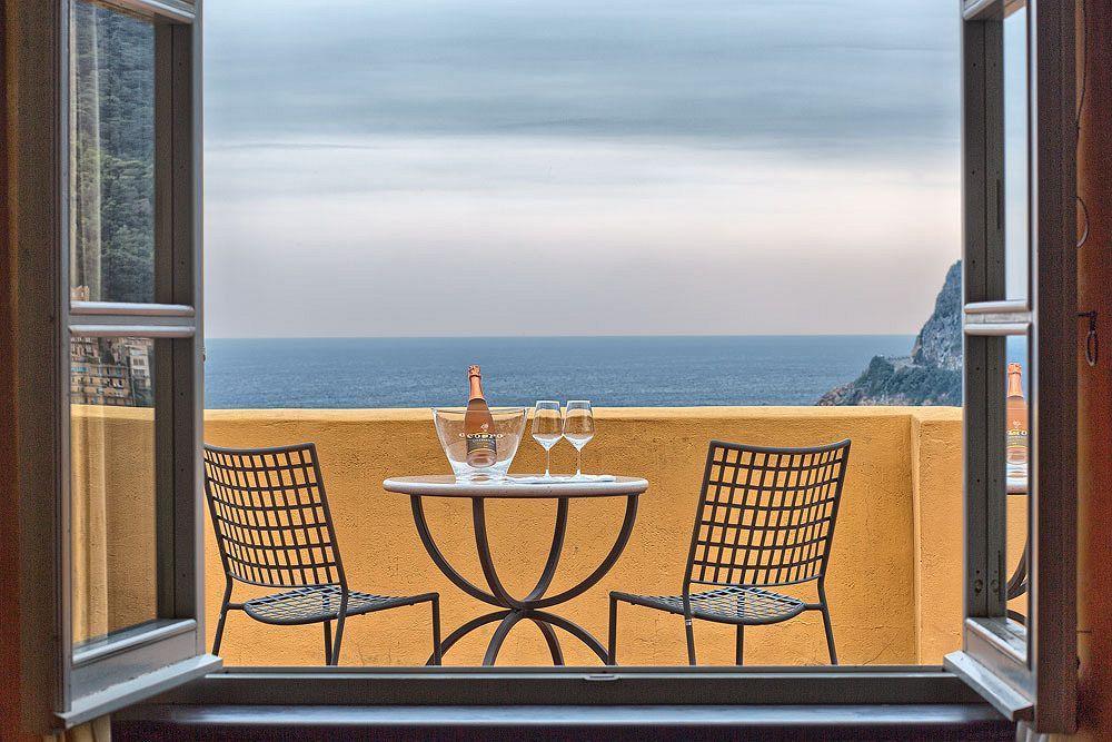 Palazzo Vescovile Hotel นอลี ภายนอก รูปภาพ